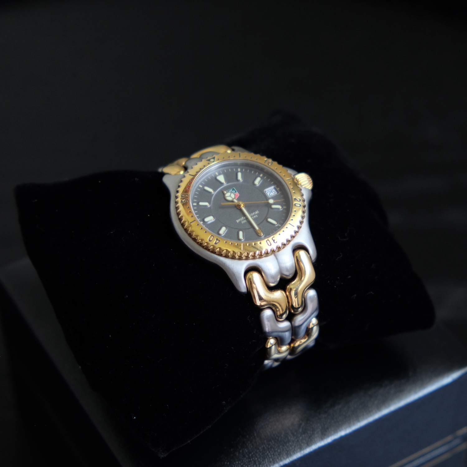 Tag Heuer Grey Dial / 2 Tone Sel Date Watch (32 MM.) ก้างปลา