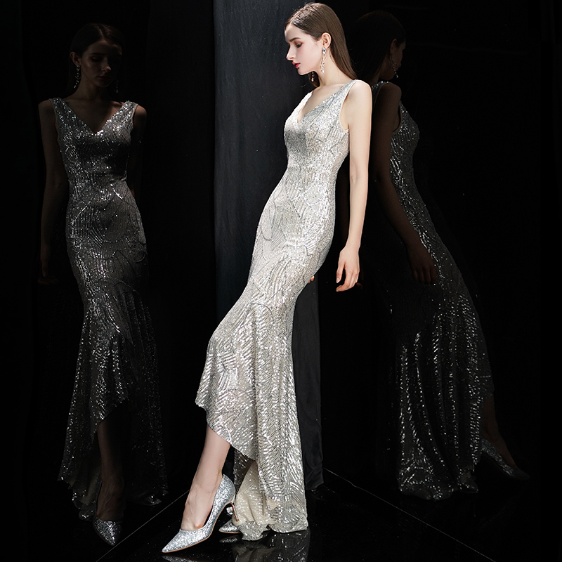 ชุดราตรี ชุดราตรีสวยหรู แบบ ทันสมัย Evening dress