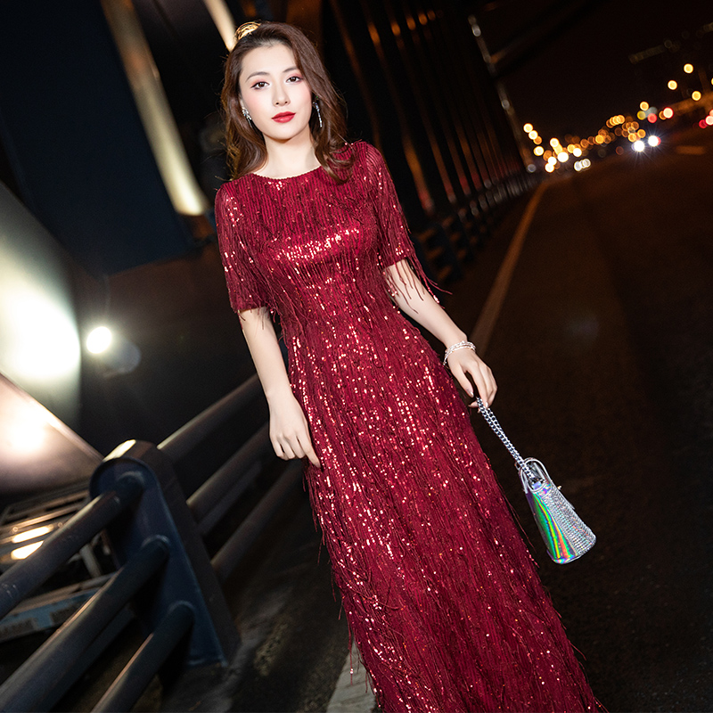 ชุดราตรี ชุดราตรีสวยหรู แบบ ทันสมัย Evening dress