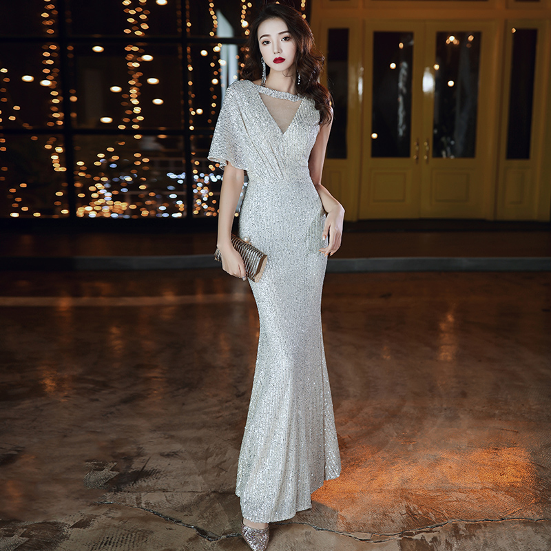 ชุดราตรี ชุดราตรีสวยหรู แบบ ทันสมัย Evening dress