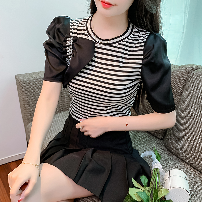 เสื้อผ้าวัยรุ่นเกาหลี เสื้อยืดวัยรุ่นผู้หญิง มีขนาด S M L XL
