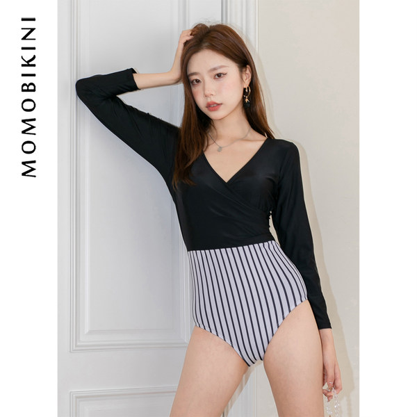 ชุดว่ายน้ำผู้หญิง ชุดว่ายน้ำน่ารัก Bikini ชุดไปทะเล