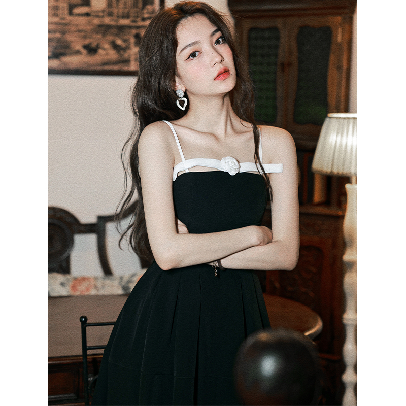 ชุดราตรี ชุดราตรีสวยหรู แบบ ทันสมัย Evening dress