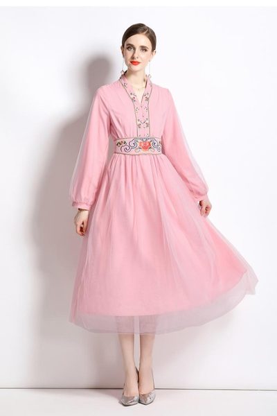 ชุดเดรสยาวสวยๆ ชุดเดรสยาวใส่สบาย ใส่ทำงาน