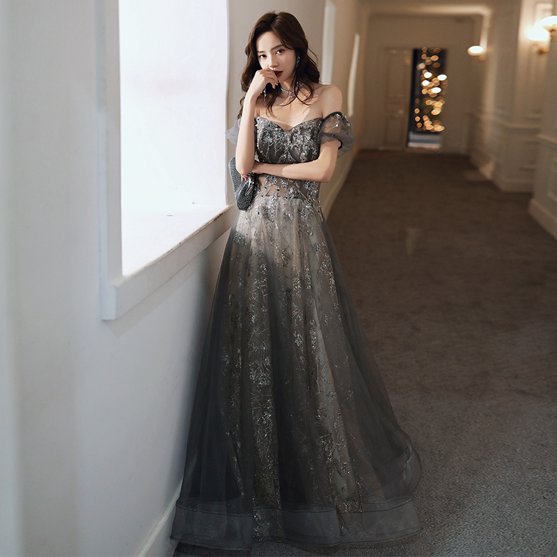 ชุดราตรี ชุดราตรีสวยหรู แบบ ทันสมัย Evening dress