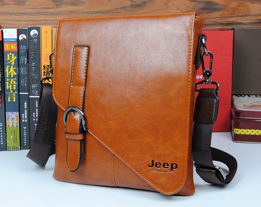กระเป๋าสะพายข้าง ผู้ชาย หนัง เคลือบ มัน เงา กระเป๋าสะพาย Jeep สีน้ำตาลเข้ม และ น้ำตาลอ่อน หนังสวย เงา ใช้งานทนทาน ใส่ ipad ได้ ขนาดกำลังดี 639867