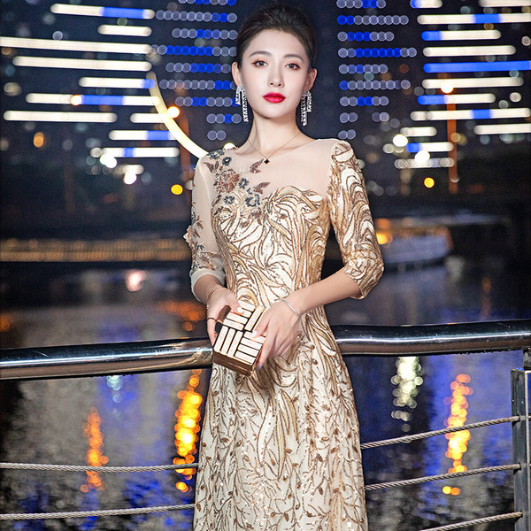 ชุดราตรี ชุดออกงาน ดีไซน์หรู แบรนด์ Angel