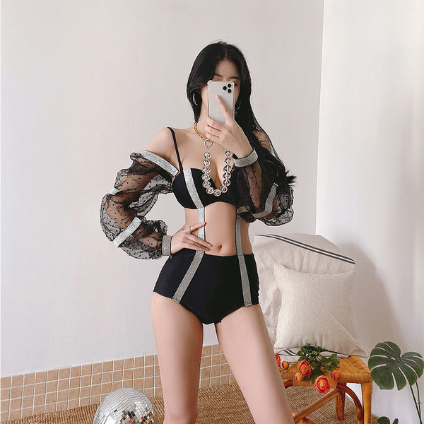 ชุดว่ายน้ำผู้หญิง ชุดว่ายน้ำน่ารัก Bikini ชุดไปทะเล