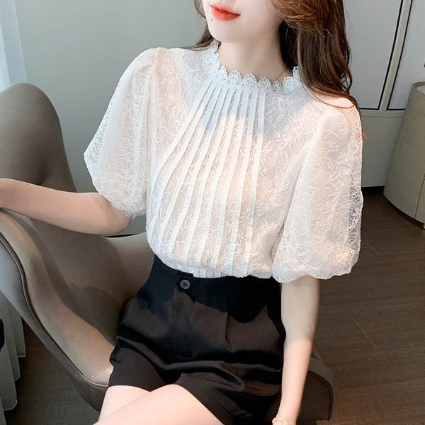 เสื้อลูกไม้ แขนสั้น