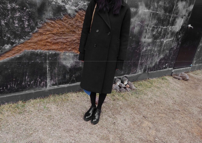 OverCoat เสื้อโค้ทกันหนาวตัวยาว สีดำ Classic เข้าได้กับทุกชุด งานดี ผ้าวูลเนื้อดี บุซับในกันลมอย่างดี พร้อมส่ง