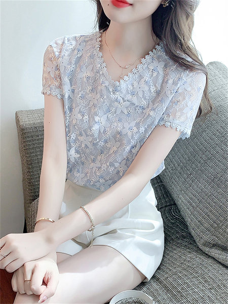 เสื้อลูกไม้ แขนสั้น