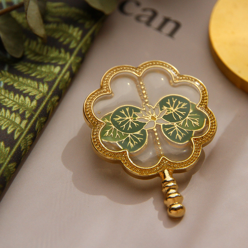เข็มกลัด เข็มกลัดสวยๆ เข็มกลัดติดเสื้อ Brooch