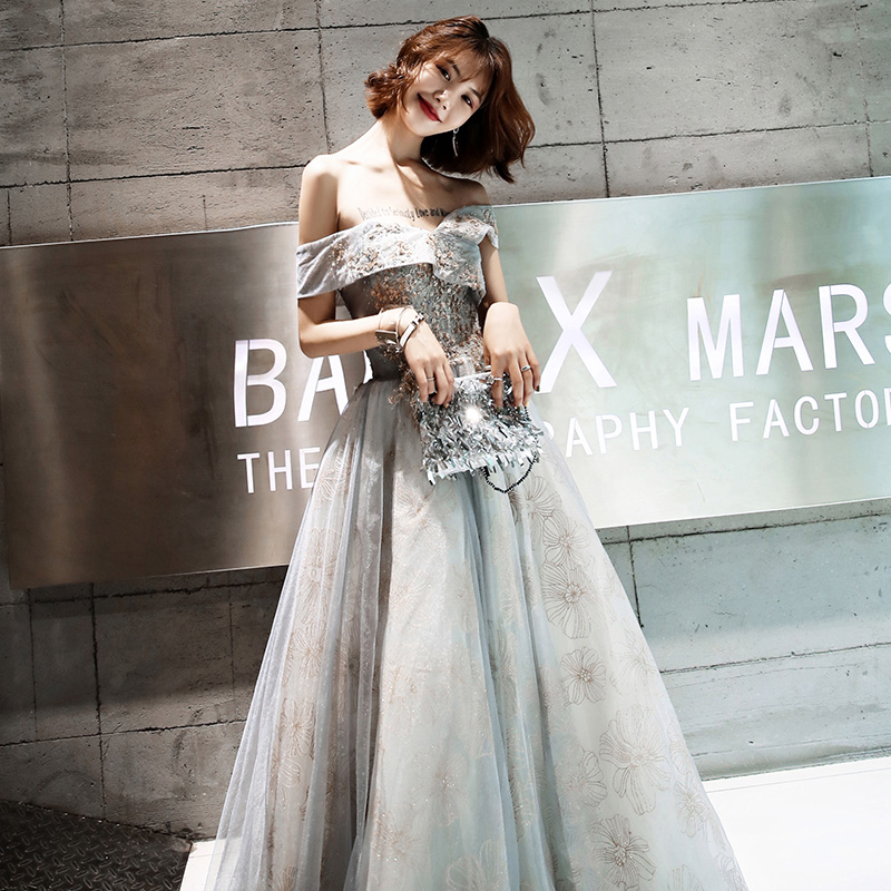 ชุดราตรี ชุดราตรีสวยหรู แบบ ทันสมัย Evening dress