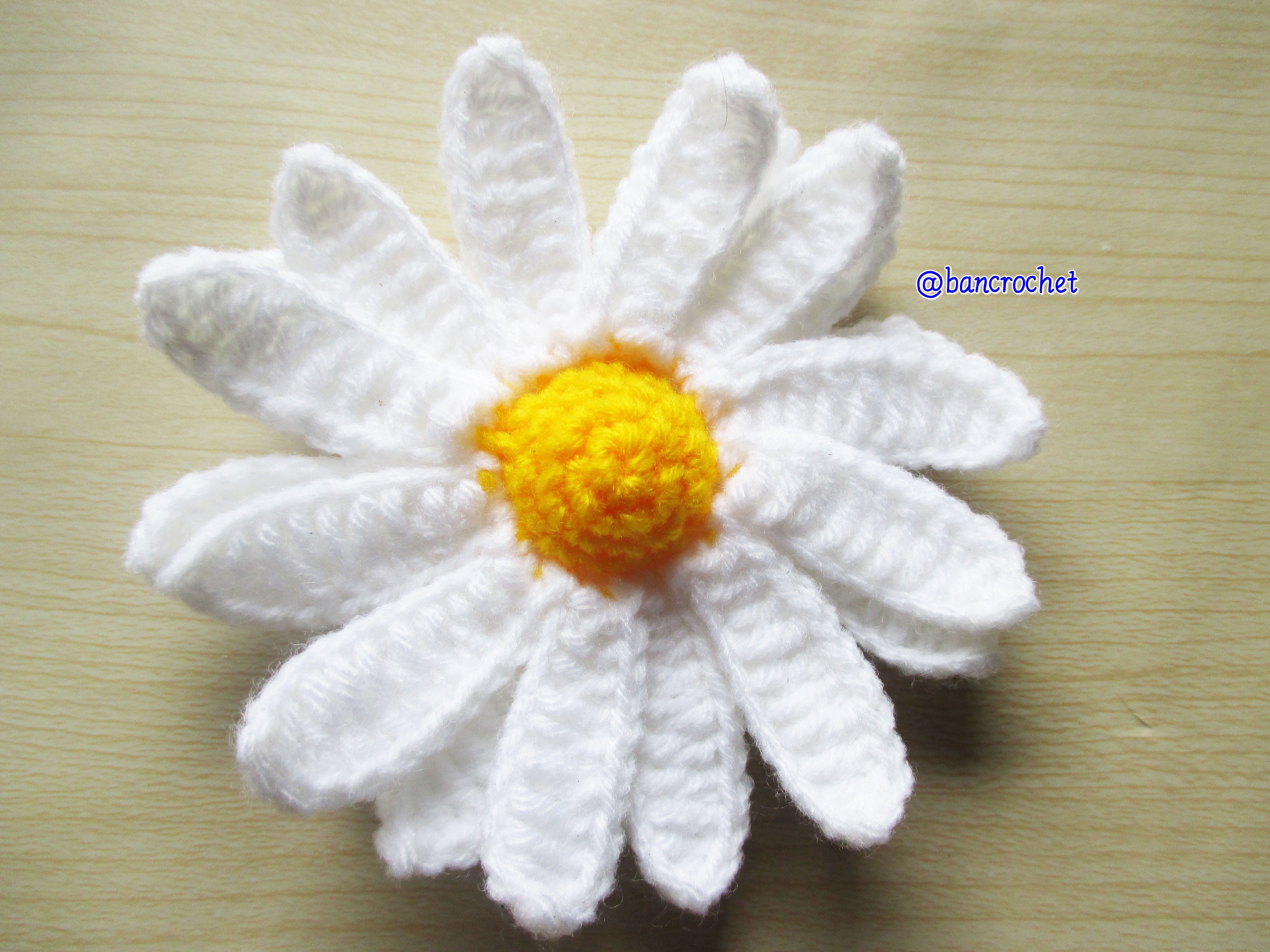 Bancrochet ดอกเดซี่ถักโครเชต์ Crochet Daisy Flower ขาว 3 inch