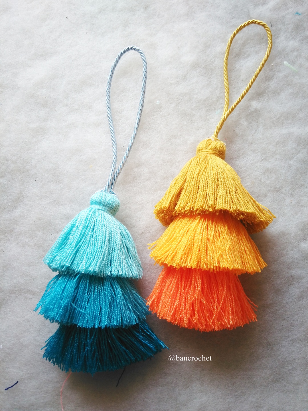 (ราคาส่ง) พวงกญแจพู่แขวนกระเป๋า Tassel keychains หลากสี 5.5-6 นิ้ว