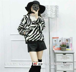 เสื้อกันหนาวขนลายม้าลาย แบบเก๋ งานดี ขนไม่หลุดง่าย ถ่ายจากงานจริง บุซับในกันลม พร้อมส่งจ้า ตามภาพเลยจ้า