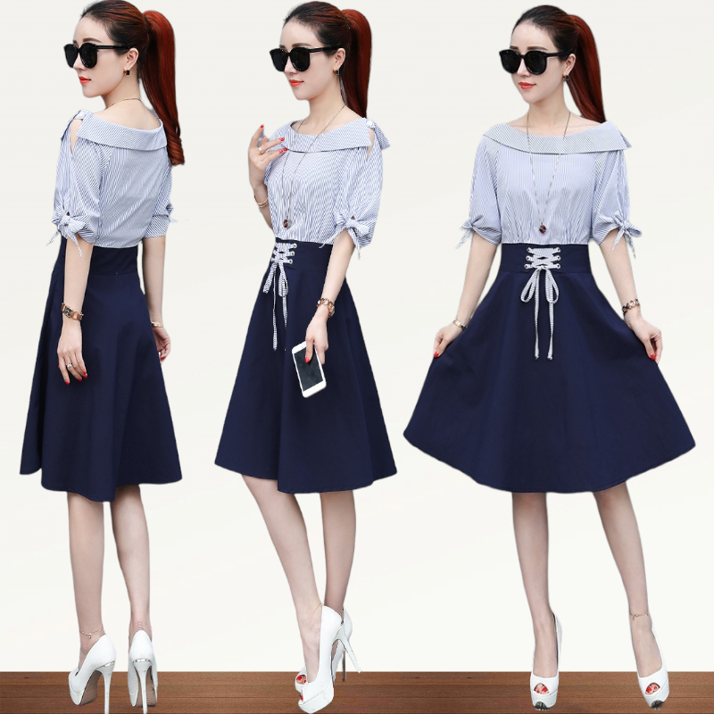 Dress4617 เดรสปาดไหล่ลายริ้วเล็กสีฟ้าขาวตัดต่อกระโปรงผ้าซาร่าสีพื้นกรม แขนสามส่วนผูกโบว์ เอวแต่งเชือกผูก