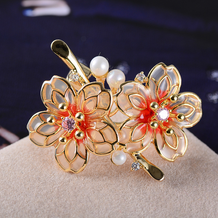 เข็มกลัด เข็มกลัดสวยๆ เข็มกลัดติดเสื้อ Brooch