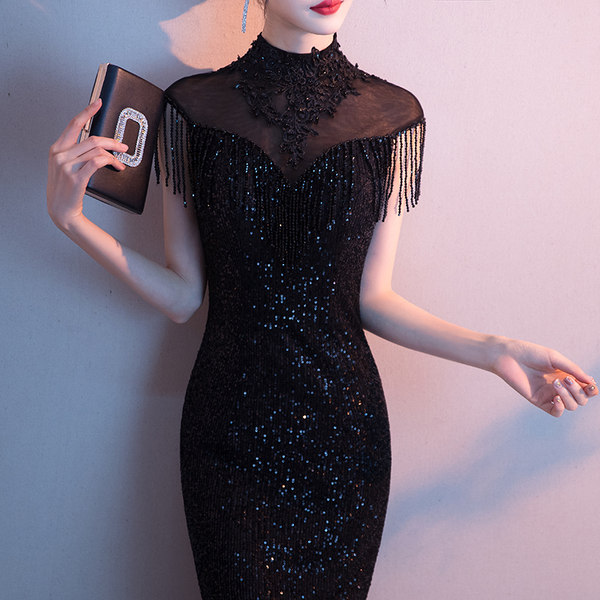 ชุดราตรี ชุดราตรีสวยหรู แบบ ทันสมัย Evening dress