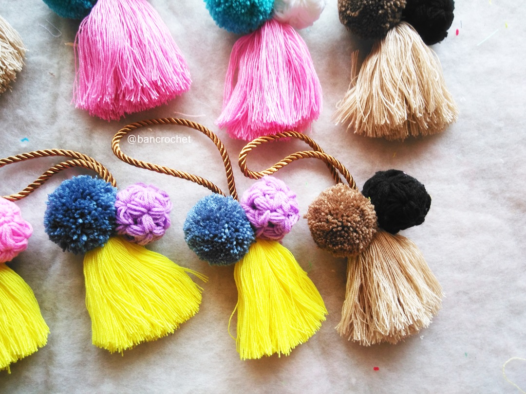 Bancrochet ราคาส่ง พวงกุญแจพู่ห้อยกระเป๋า Tassel keychain (wholesale price) สีคละสี 7 นิ้ว