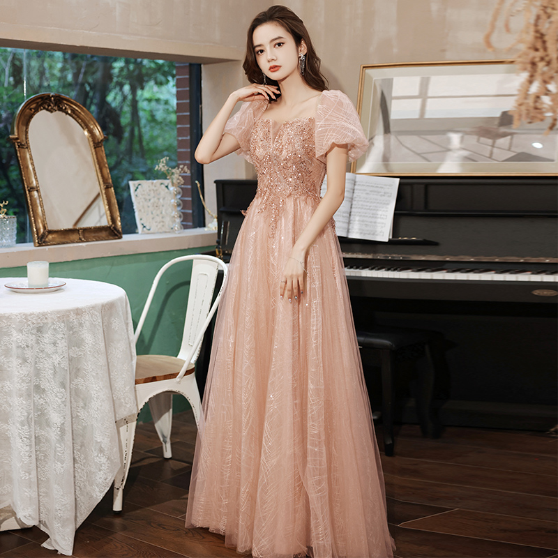ชุดราตรี ชุดราตรีสวยหรู แบบ ทันสมัย Evening dress