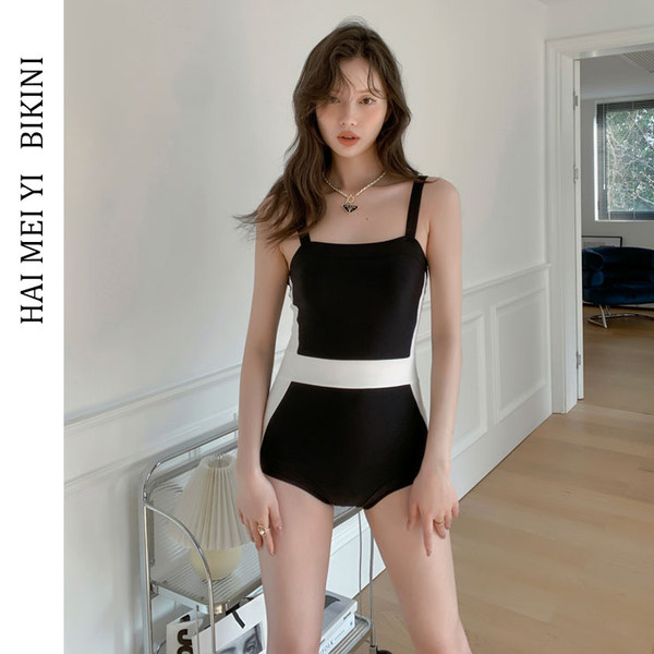 ชุดว่ายน้ำผู้หญิง ชุดว่ายน้ำน่ารัก Bikini ชุดไปทะเล