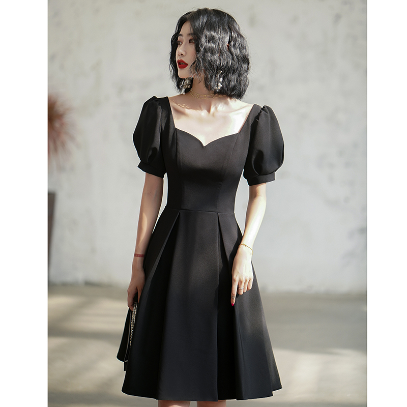 ชุดราตรี ชุดราตรีสวยหรู แบบ ทันสมัย Evening dress