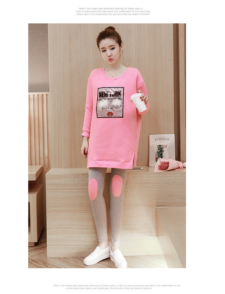 Set_bt1730 ชุดเซ็ท 2 ชิ้น(เดรส+กางเกง) สเวตเตอร์เดรสไซส์ใหญ่แขนยาวสีพื้นชมพู อกแต่งอะไหล่น่ารักฟรุ้งฟริ้ง กางเกงเลกกิ้งขายาวสีพื้นเทาเอวยางยืดขยายได้เยอะ แต่งสนับเข่าสีชมพูเก๋ๆ น่ารักๆ ผ้าคอตตอนกำมะหยี่เนื้อดีหนานุ่มใส่สบาย