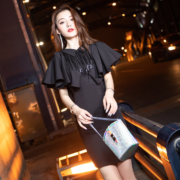 ชุดราตรี ชุดราตรีสวยหรู แบบ ทันสมัย Evening dress