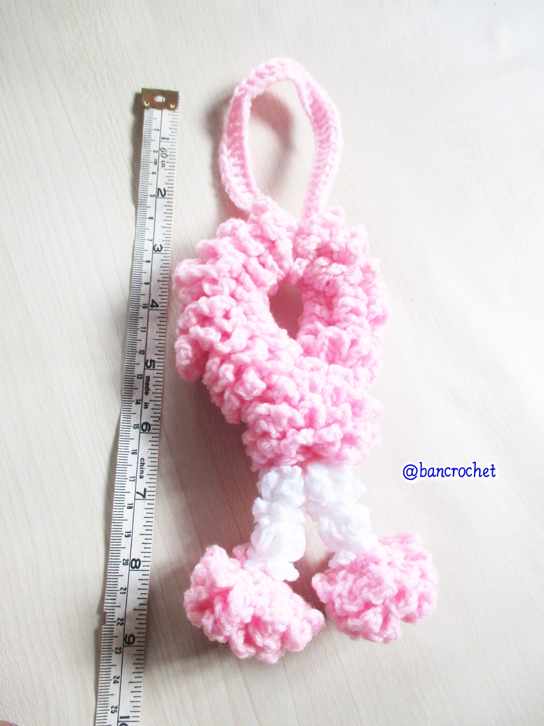 Bancrochet พวงมาลัยถักโครเชต์ Crochet Thai Garland ชมพู 6*5*4 inch