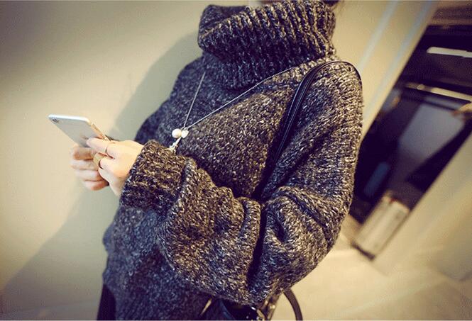 เสื้อไหมพรมกันหนาว คอเต่าพับได้ตามต้องการ ยืดได้เยอะ ทรงเก๋ๆ จะใส่เดี่ยวไหรือใส่โค้ทคลุมก็สวยจ้า