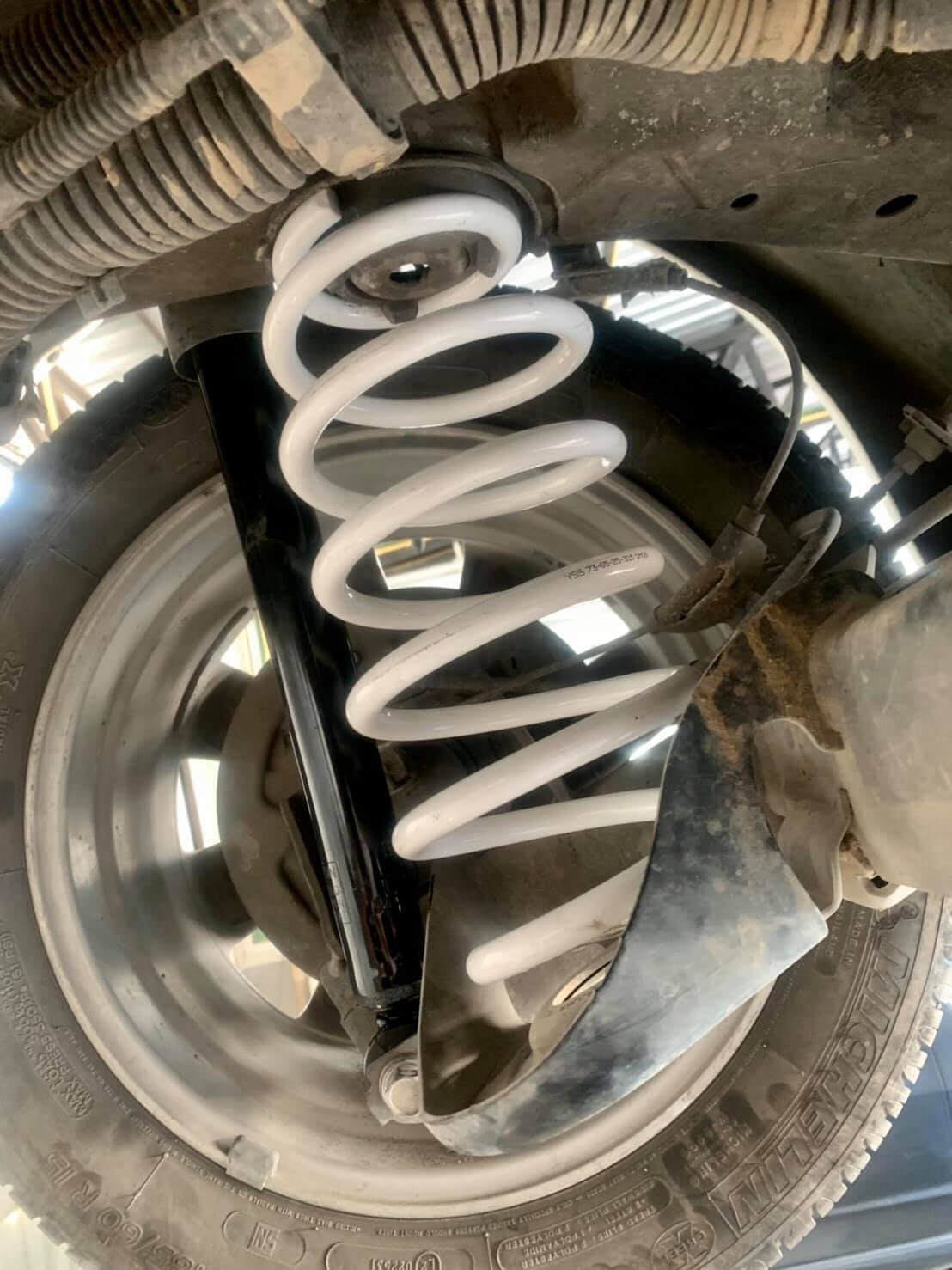 สปริงรถยนต์ YSS TOYOTA NEW VIOS ปี 13-24 สูงสเเตนดาร์ด และโหลด