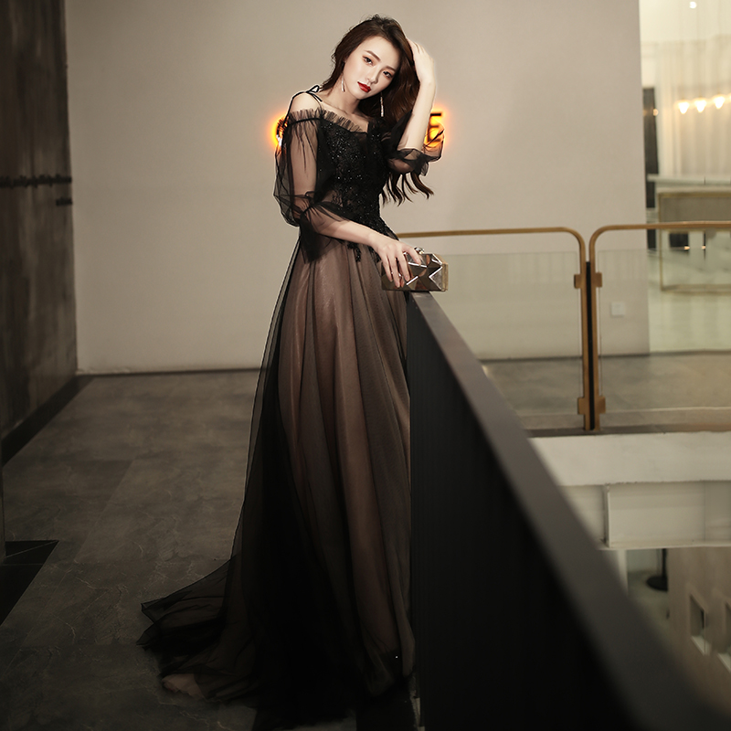 ชุดราตรี ชุดราตรีสวยหรู แบบ ทันสมัย Evening dress