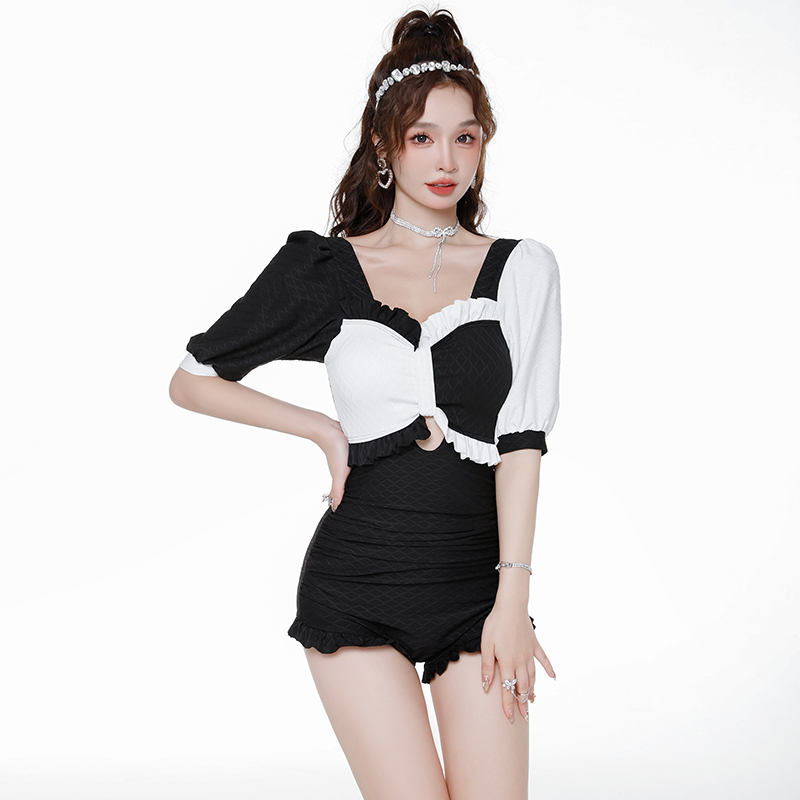 ชุดว่ายน้ำผู้หญิง ชุดว่ายน้ำน่ารัก Bikini ชุดไปทะเล