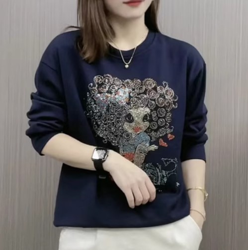 เสื้อยืดแฟชั่น ผู้หญิง แขนยาว พิมพ์ ลายผู้หญิง ผมหยิก สไตล์ วินเทจ เสื้อยืดแขนยาวลายสวย ๆใส่เที่ยว 902803