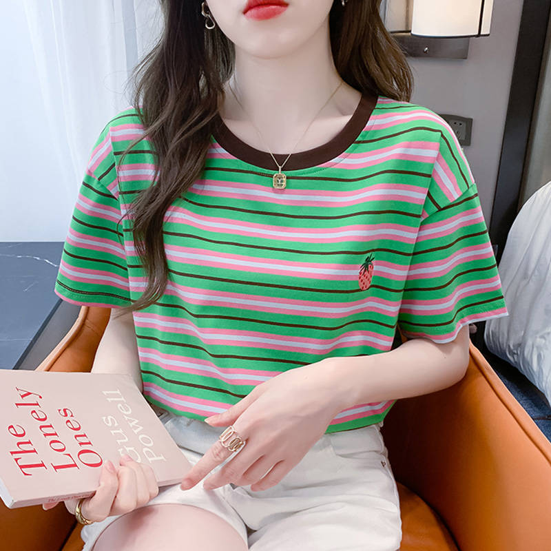 เสื้อยืดวัยรุ่นน่ารักๆ เสื้อวัยรุ่นแขนสั้น เสื้อผ้าวัยรุ่นเกาหลี แบรนด์ Wiyike