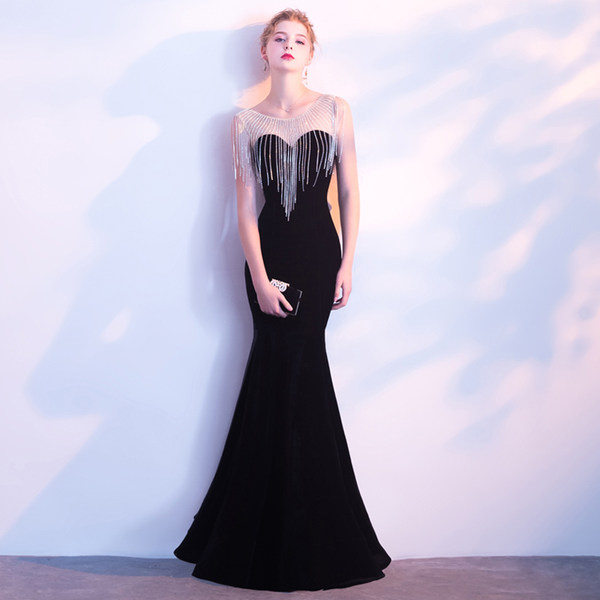 ชุดราตรี ชุดราตรีสวยหรู แบบ ทันสมัย Evening dress