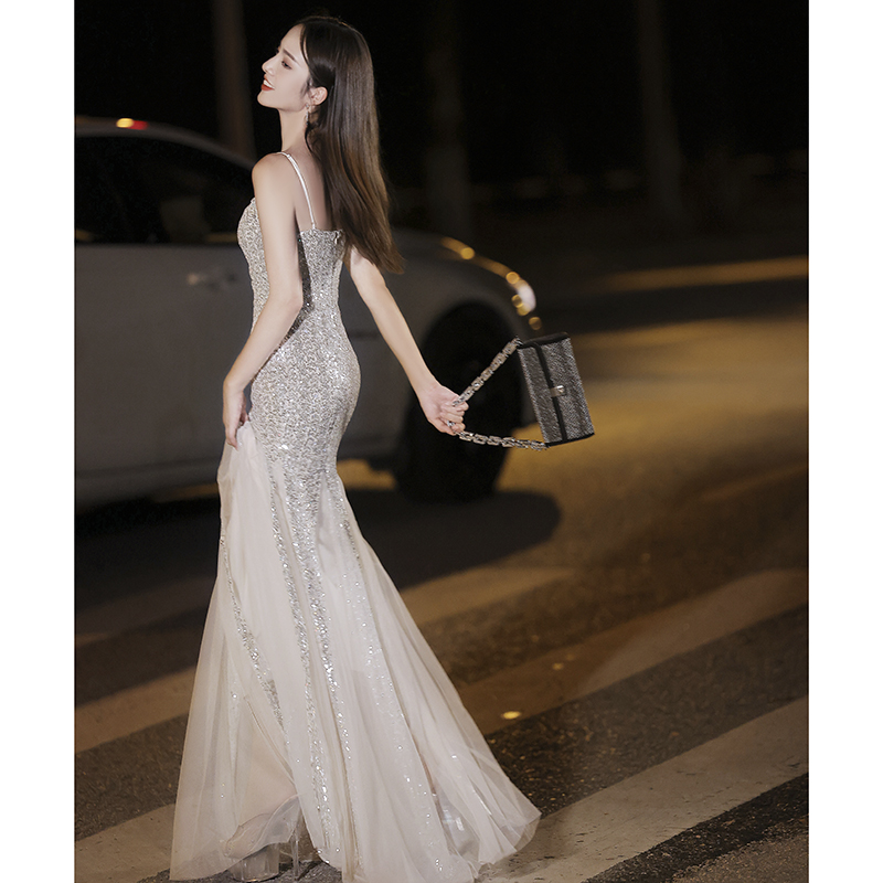 ชุดราตรี ชุดราตรีสวยหรู แบบ ทันสมัย Evening dress
