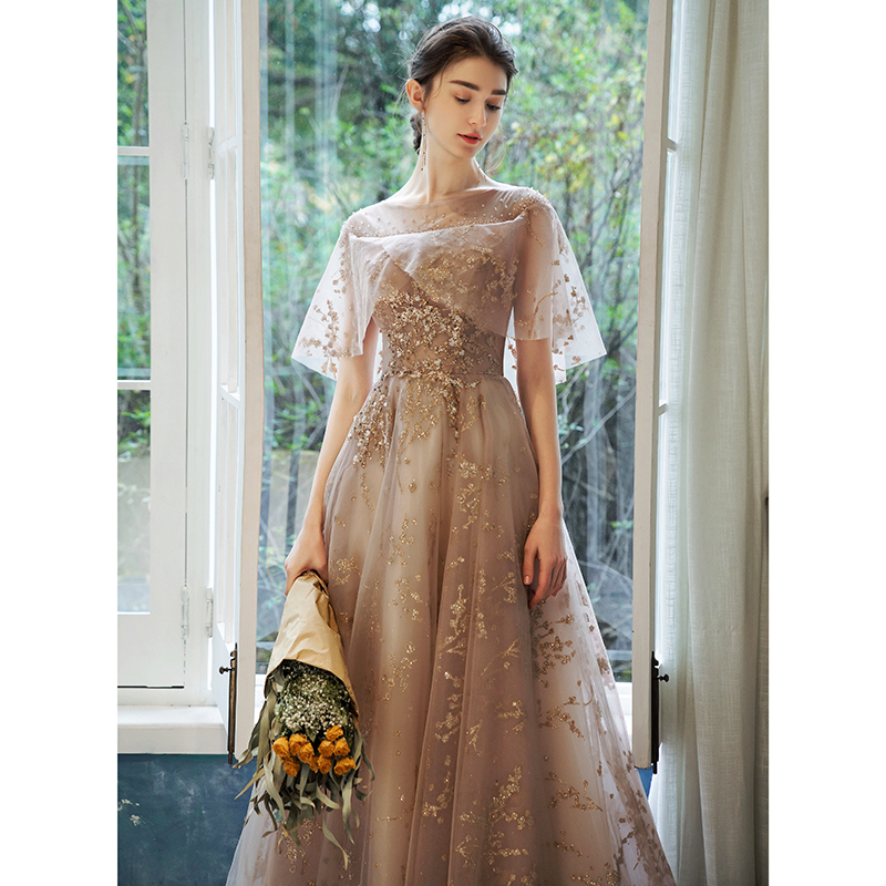 ชุดราตรี ชุดราตรีสวยหรู แบบ ทันสมัย Evening dress