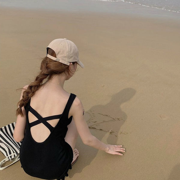 ชุดว่ายน้ำผู้หญิง ชุดว่ายน้ำน่ารัก Bikini ชุดไปทะเล