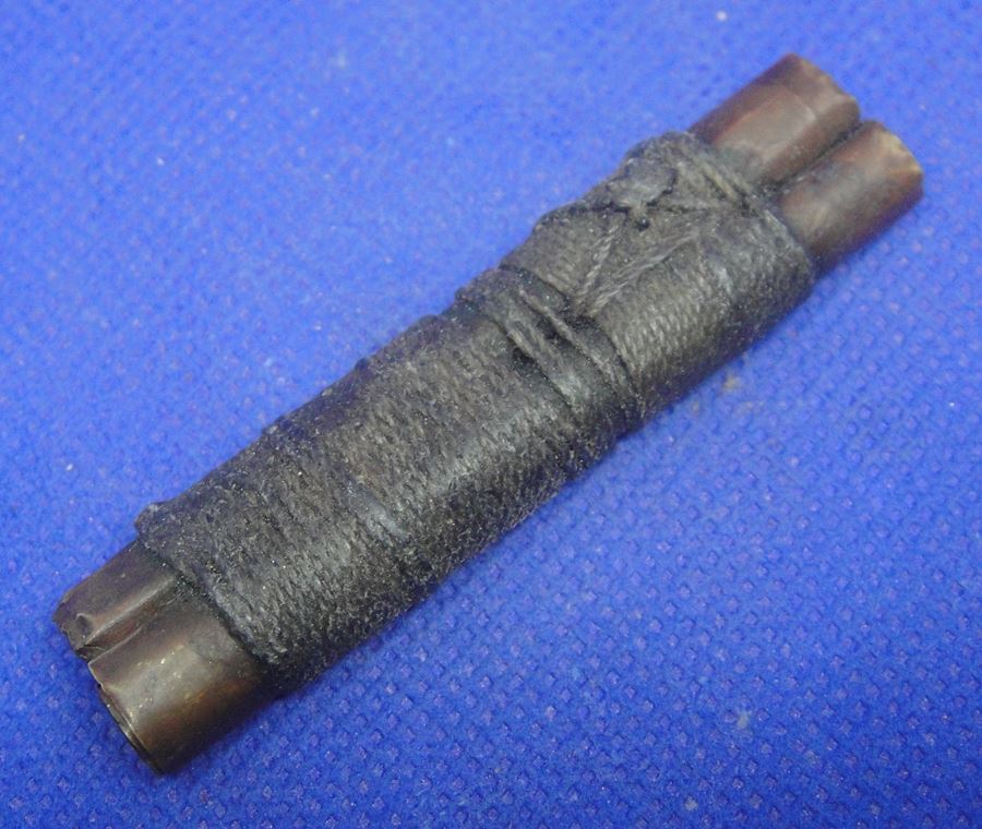 ตะกรุดสาลิกาคู่ เนื้อทองแดง