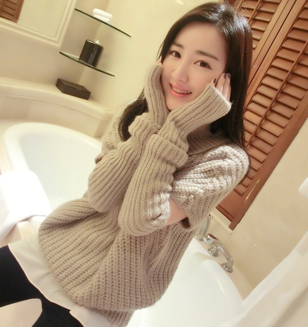 เสื้อไหมพรม คอเต่าพับได้ตามต้องการ ยืดได้เยอะ ทรงเก๋ๆ ส่วนแขนถอดออกได้ ใส่ได้หลายแบบ เก๋มากๆ พร้อมส่งเลยจ้า