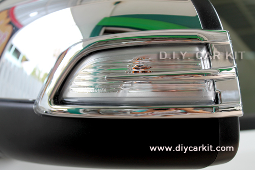 ครอบไฟเลี้ยวกระจกมองข้าง Bt50 Pro