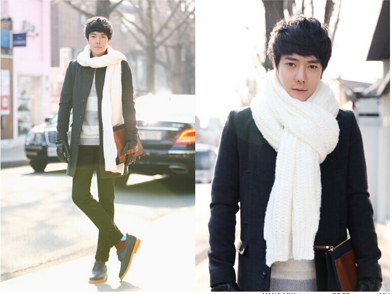 ผ้าพันคอไหมพรม เกาหลี สีขาว มิกกับชุดไหนก็สวย ใส่ได้ทั้งผู้ชายและผู้หญิง พร้อมส่ง