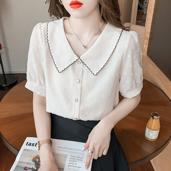 เสื้อลูกไม้ แขนสั้น