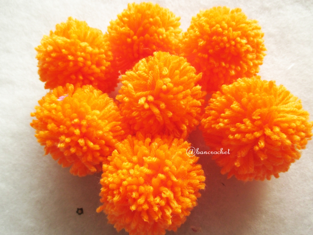 ปอมปอมไหมพรมสีส้ม ขนาด 2 นิ้ว pompoms crochet