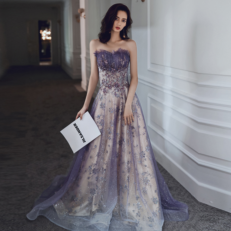 ชุดราตรี ชุดราตรีสวยหรู แบบ ทันสมัย Evening dress