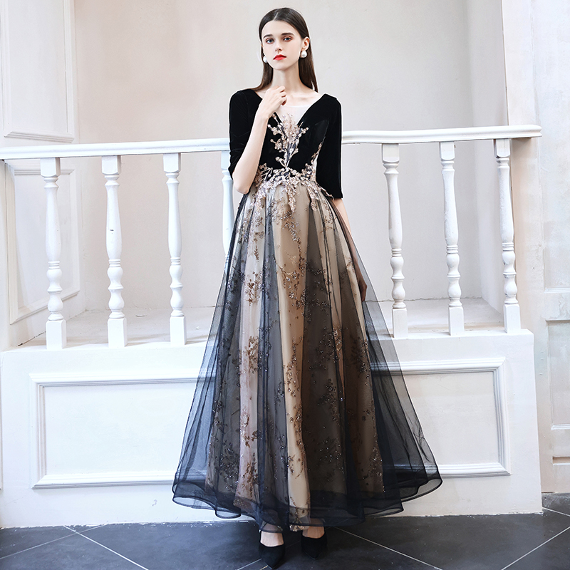 ชุดราตรี ชุดราตรีสวยหรู แบบ ทันสมัย Evening dress