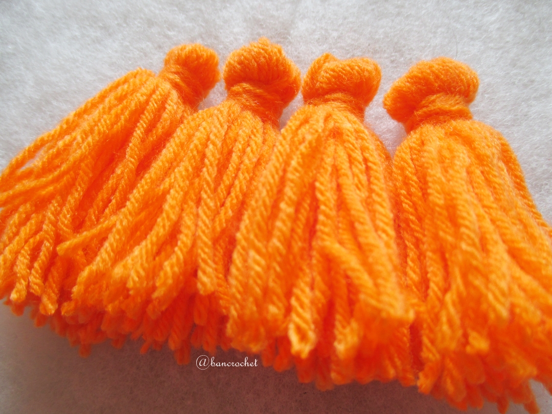 พู่สีส้มโครเชต์ ไหมพรม 4 ply orange tassel crochet acrylic yarn 4 ply