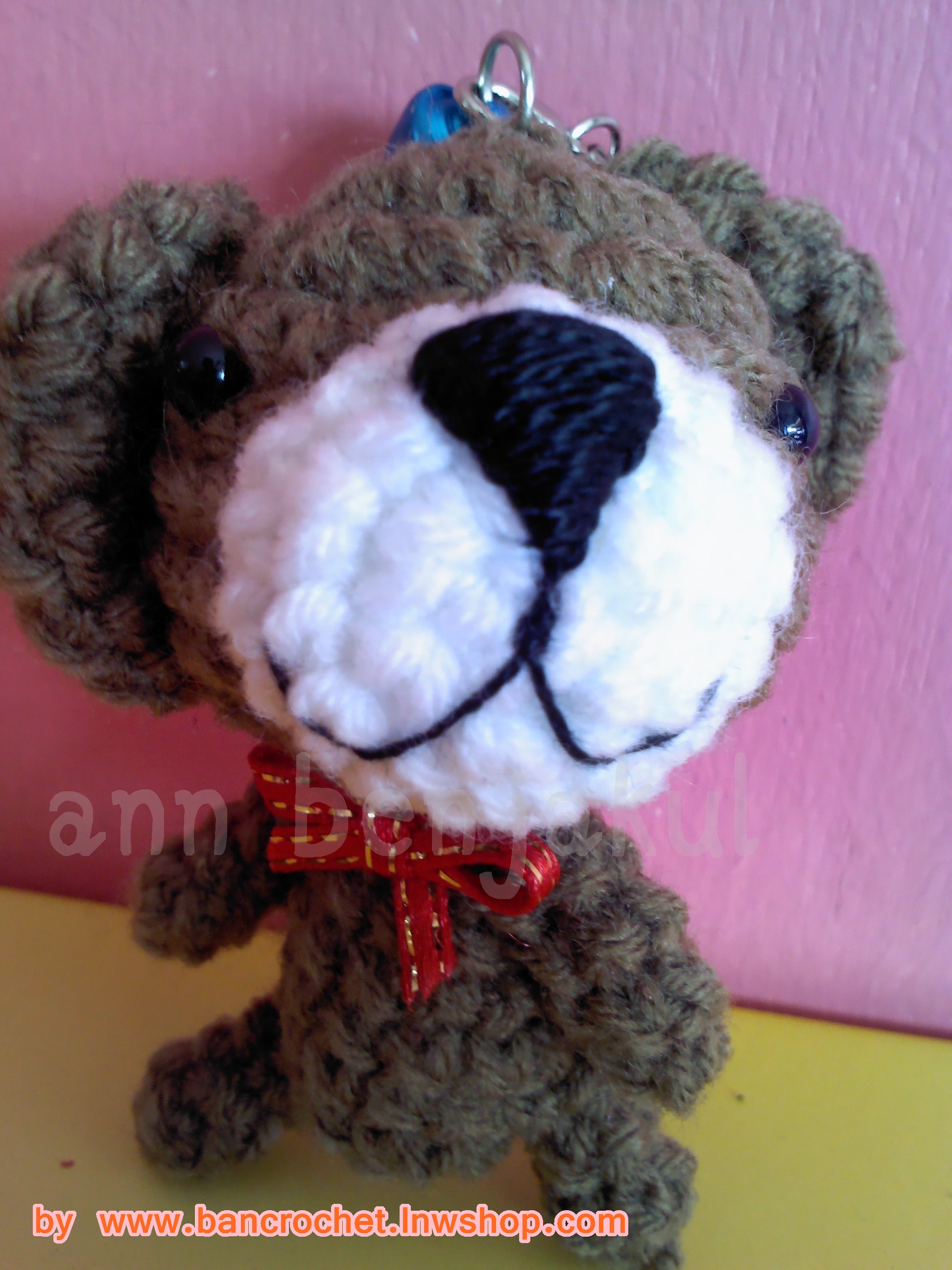 พวงกุญแจหมีน้ำตาล